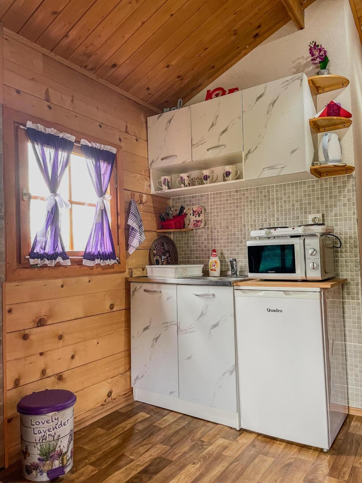 Cottage La Sierra With Jacuzzi Korenica Extérieur photo