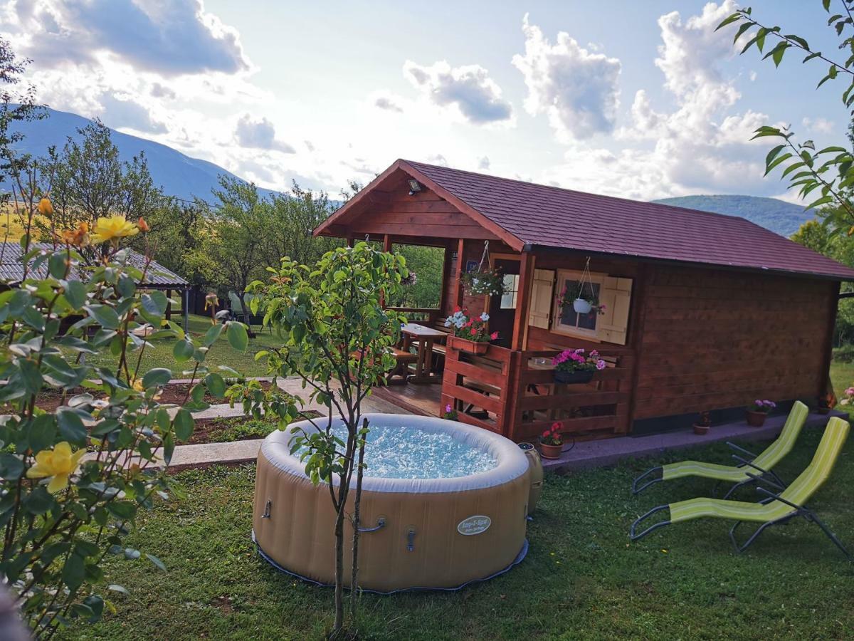 Cottage La Sierra With Jacuzzi Korenica Extérieur photo