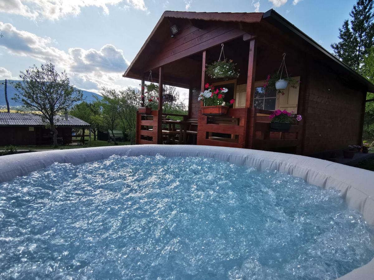 Cottage La Sierra With Jacuzzi Korenica Extérieur photo
